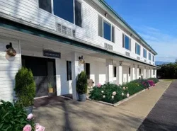 South Side Inn - Burlington