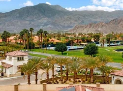 Near Coachella and Stagecoach Palm Springs , PGA resort Villa ,Golf, community pool, gym