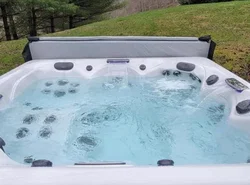 Whole House 85 Acre Private Ranch Sleeps 8, hot-tub king beds
