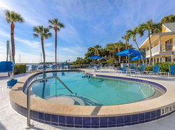 Charter Club Resort Of Naples Bay