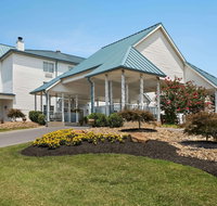 Ramada by Wyndham Pigeon Forge North - Accommodation Chicago