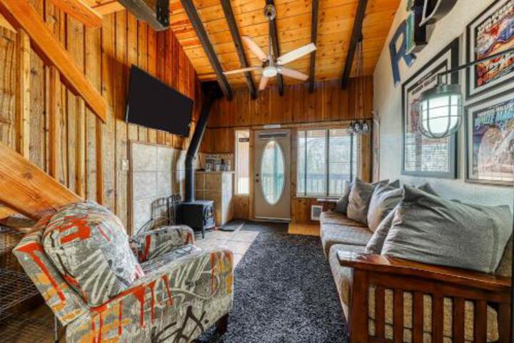 Mountain Bound Chalet - thumb 1