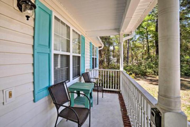 Oak Island Cottage Walk To Beach & Intracoastal! - thumb 2