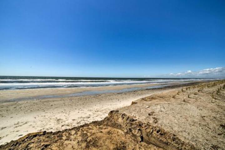 Oak Island Cottage Walk To Beach & Intracoastal! - thumb 7