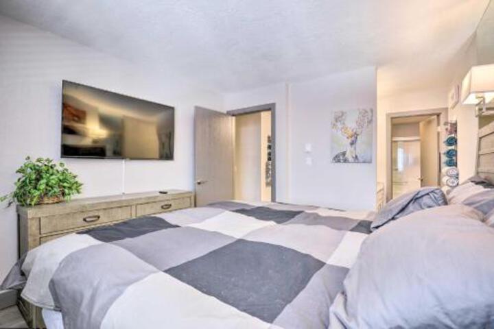 Slopeside Brian Head Condo With Resort Amenities - thumb 2