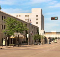 Red Lion Hotel Paper Valley - Accommodation Chicago