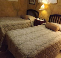 Amid Summer's Inn BB - Accommodation Chicago