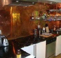 Charming Lakehouse in Southampton - Accommodation Chicago