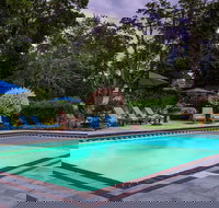 A Butler's Manor - Accommodation Chicago