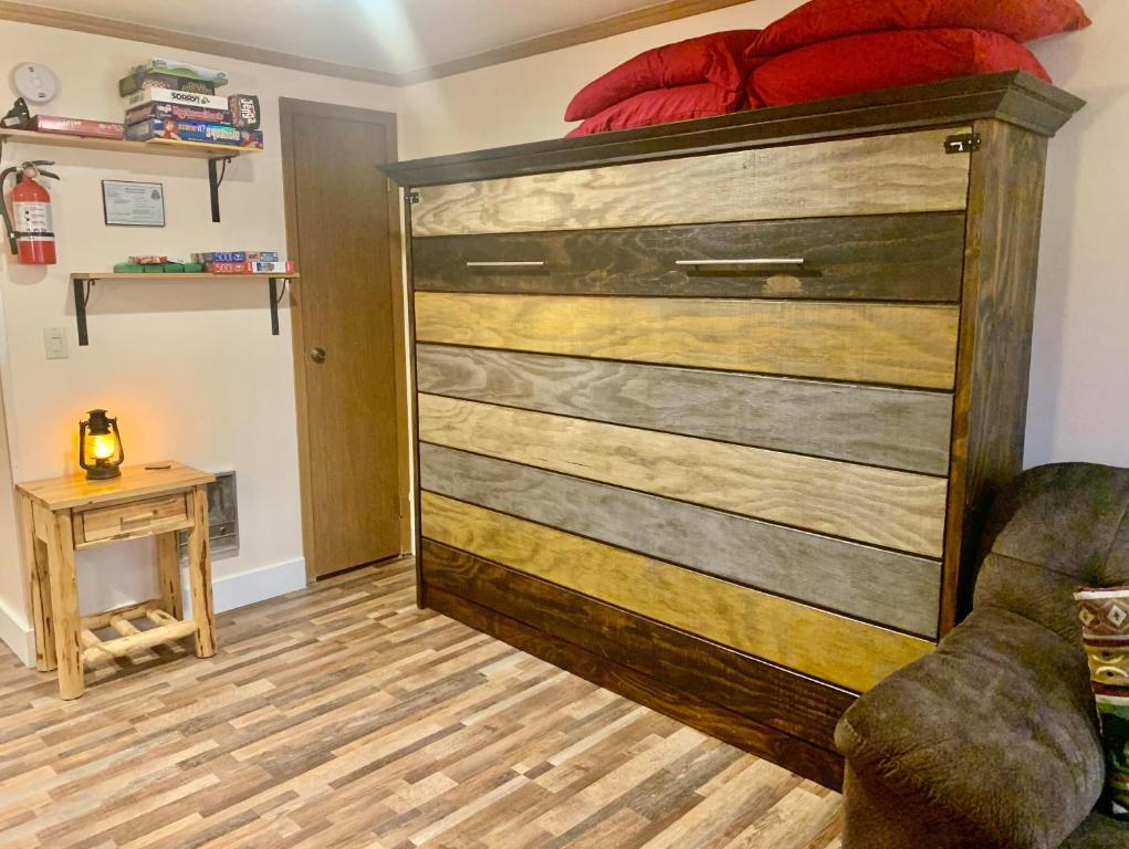 Rustic Cozy Condo At Brian Head! - thumb 2