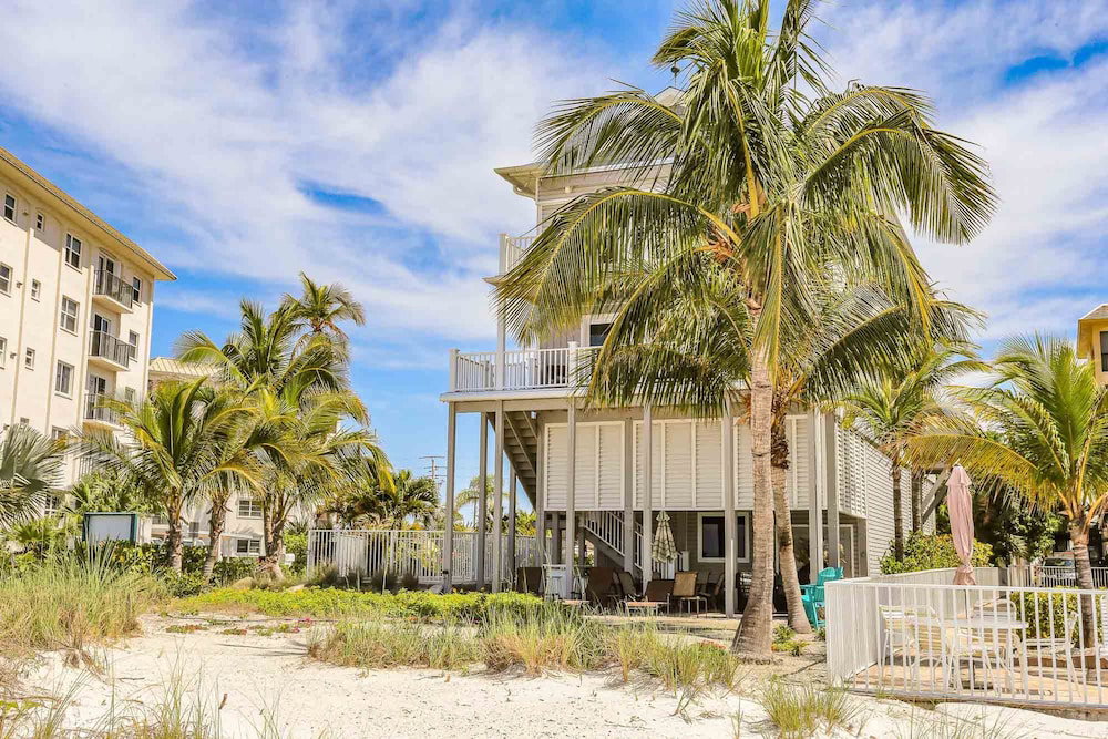 30 Gulf Beach Road Island Girl - thumb 2