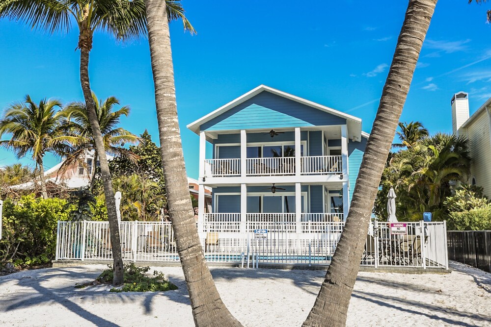 2704 2706 Estero Amazing Beach House - thumb 0