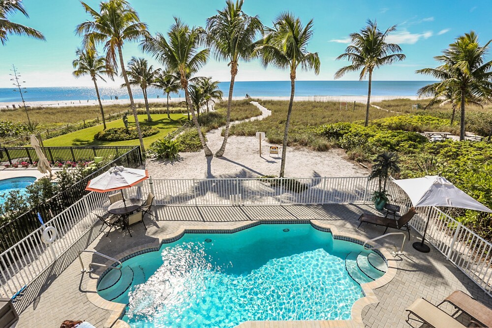 2704 2706 Estero Amazing Beach House - thumb 4