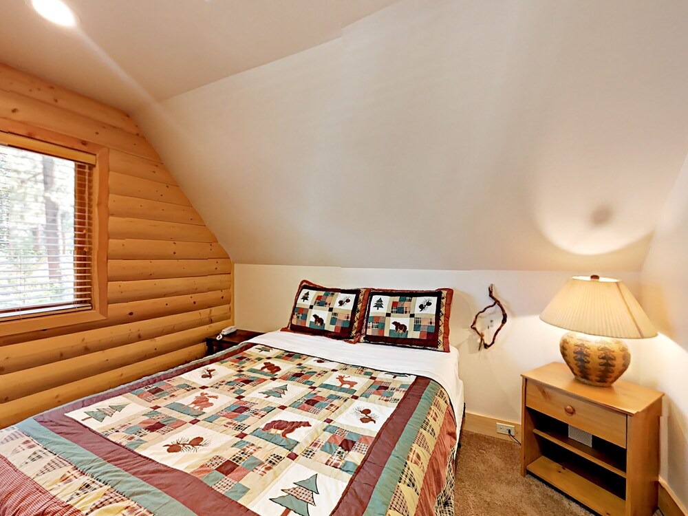 3522 Deer Ln Cabin 4 Br Cabin By RedAwning - thumb 3
