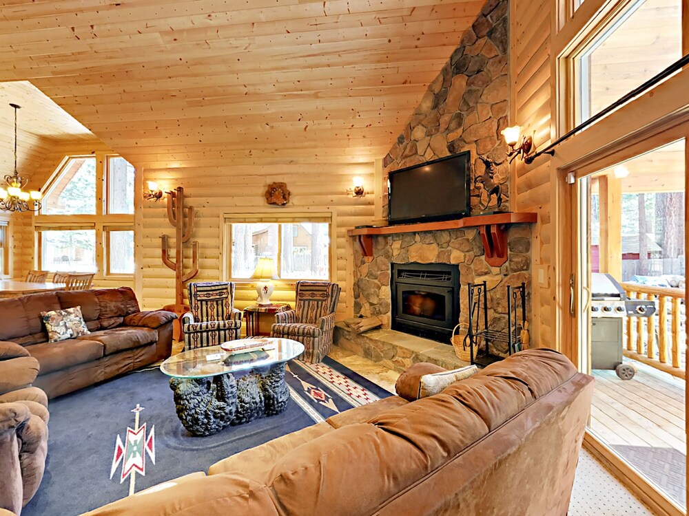 3522 Deer Ln Cabin 4 Br Cabin By RedAwning - thumb 4