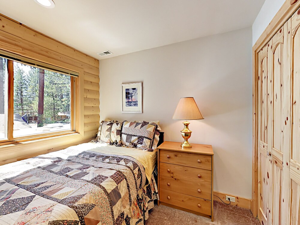 3522 Deer Ln Cabin 4 Br Cabin By RedAwning - thumb 1