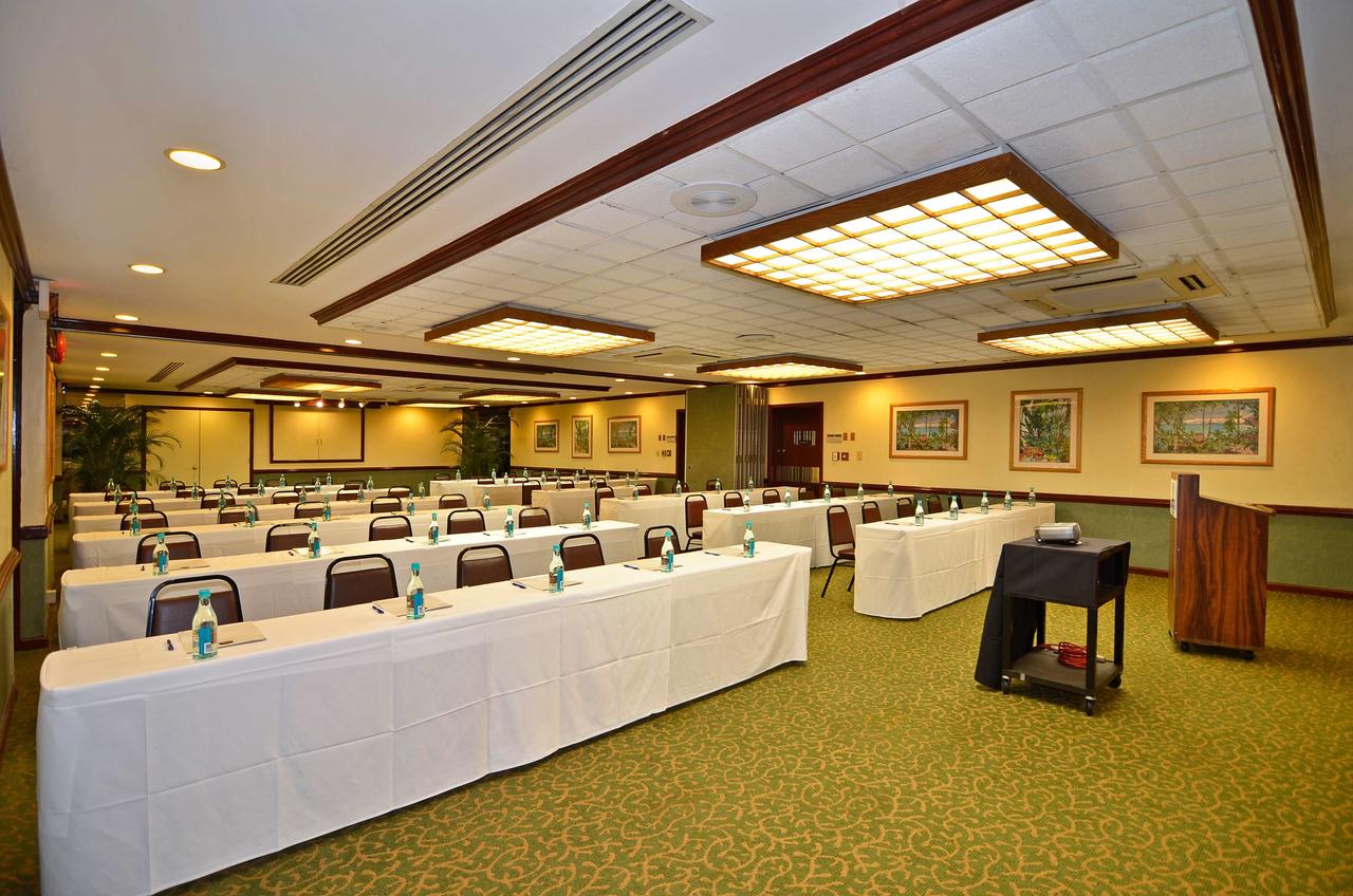 Best Western The Plaza Hotel - Free Breakfast - thumb 24