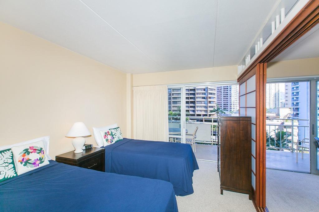 Ilikai Tower 525 City View 2BR - thumb 8