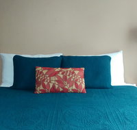 Waikiki Whale Watcher Apts 704 - Accommodation Chicago