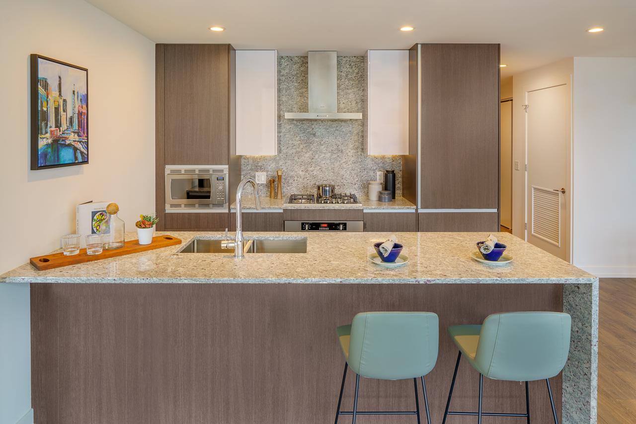 Level Chicago Old Town - thumb 7