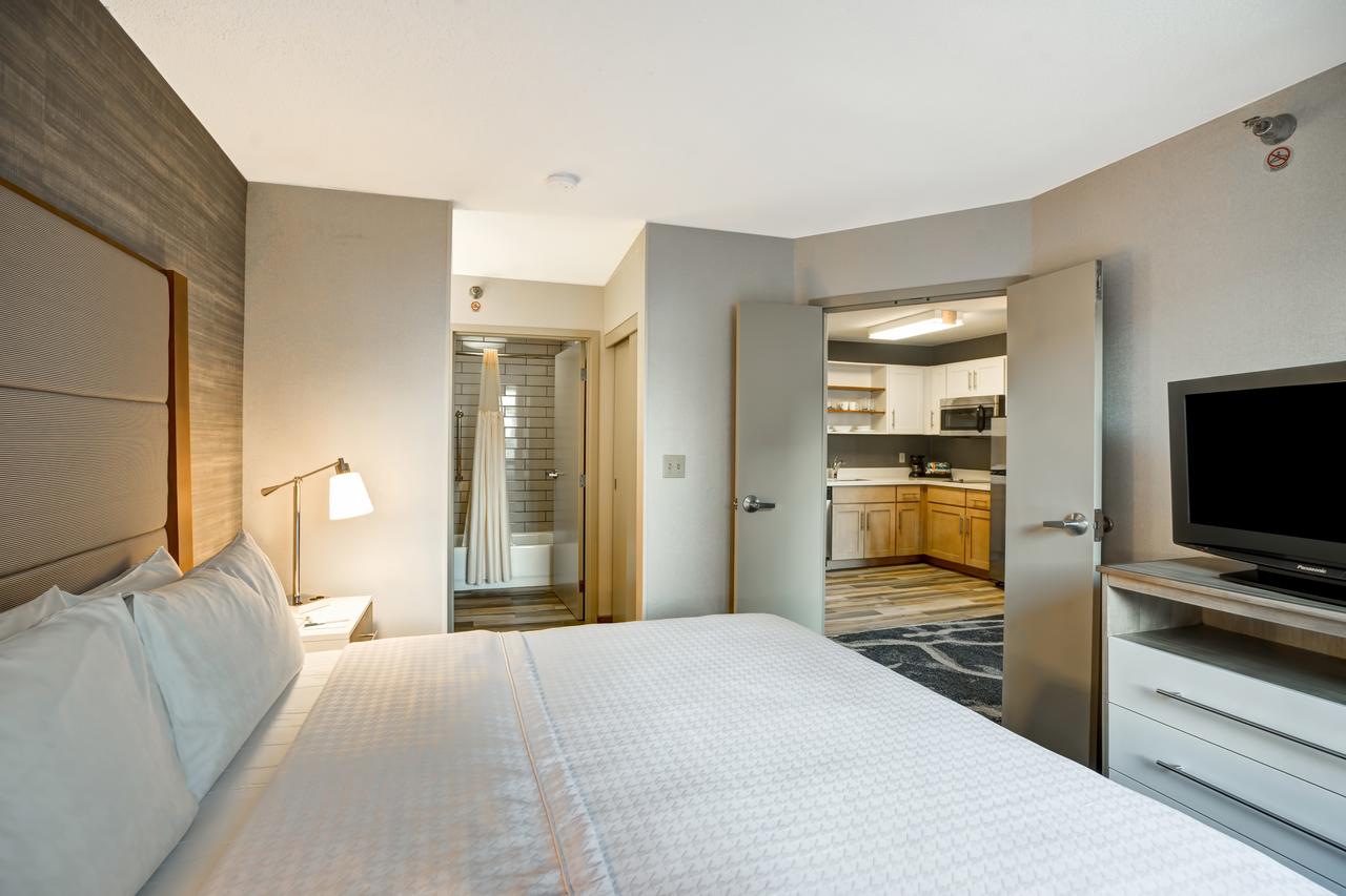 Homewood Suites By Hilton Chicago-Downtown - thumb 0