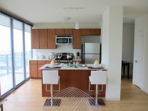 Luxury At Lakeshore East