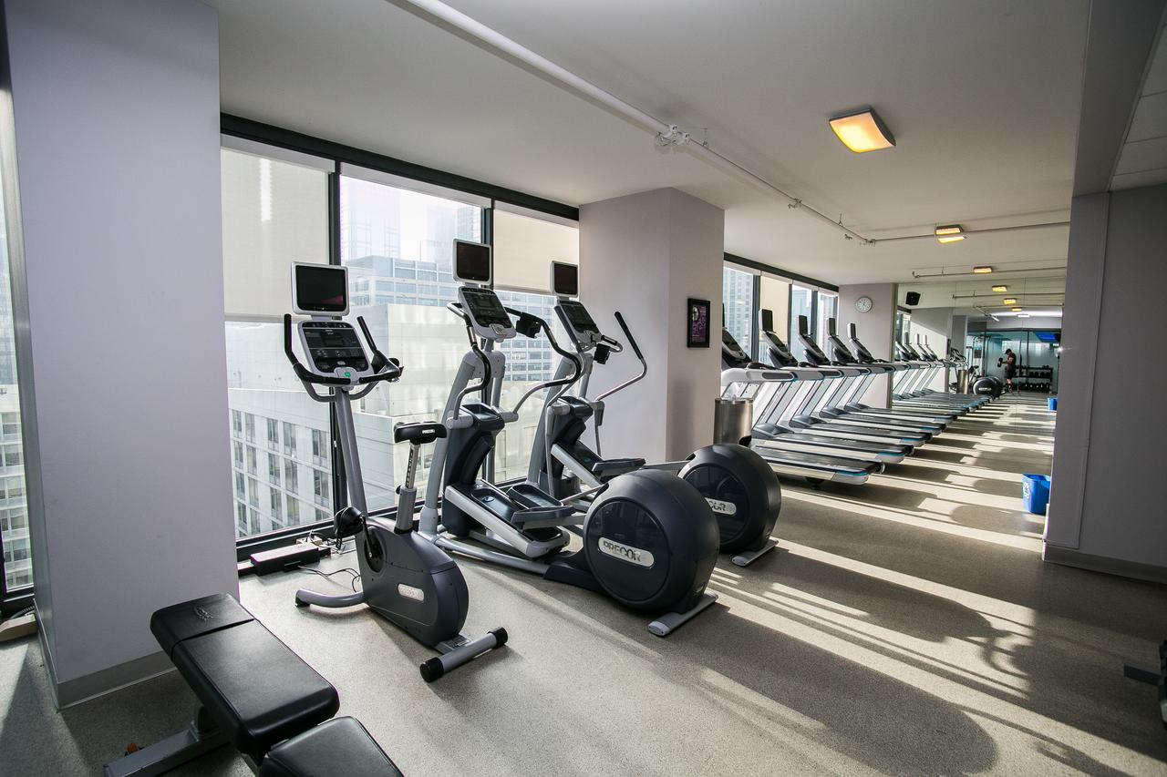 Luxury Living At State & Grand - thumb 8