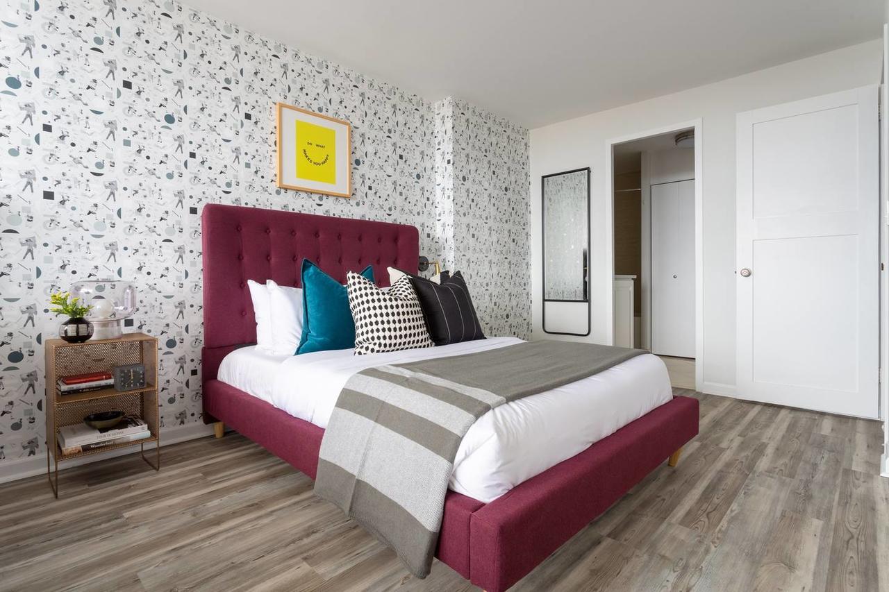 Modern 2BR/2Bath Duplex In Old Town - thumb 14