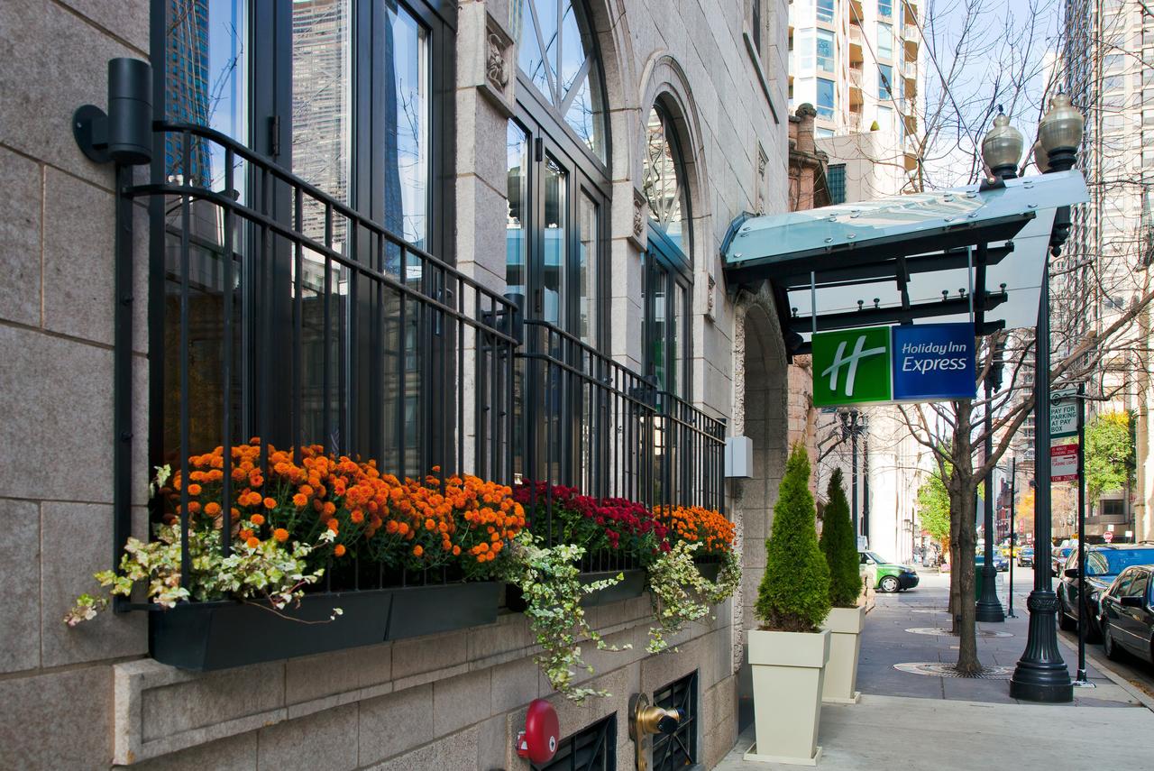 Hotel Cass - A Holiday Inn Express At Magnificent Mile - thumb 20