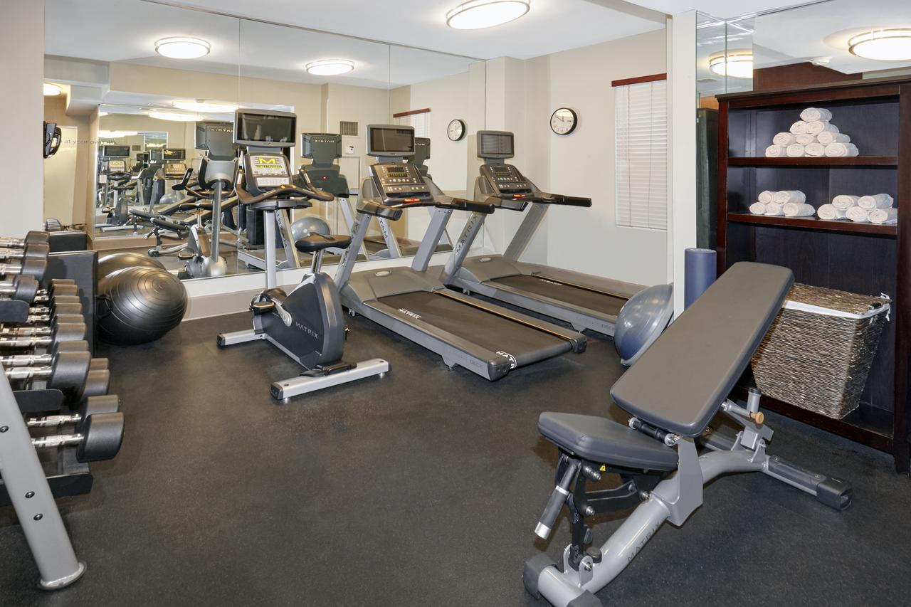 Hotel Cass - A Holiday Inn Express At Magnificent Mile - thumb 12