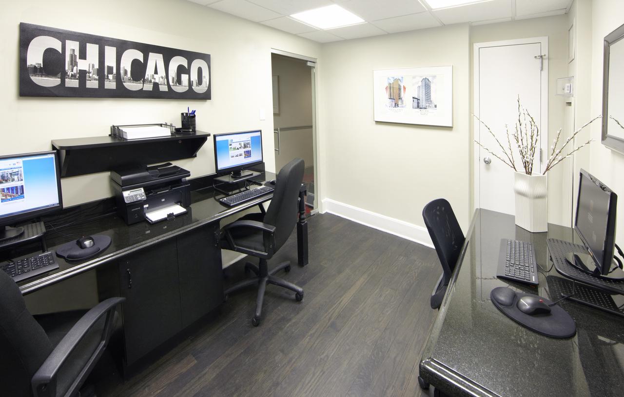 Hotel Cass - A Holiday Inn Express At Magnificent Mile - thumb 10