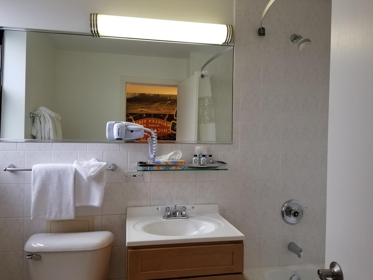 Hotel Versey Days Inn By Wyndham Chicago - thumb 33