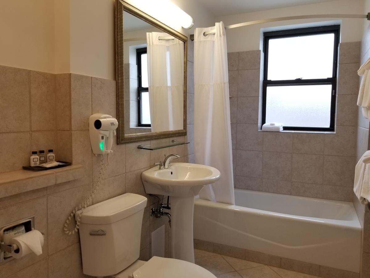 Hotel Versey Days Inn By Wyndham Chicago - thumb 35