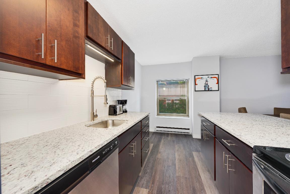New! Convenient 2BR By Reserve Rentals - thumb 8