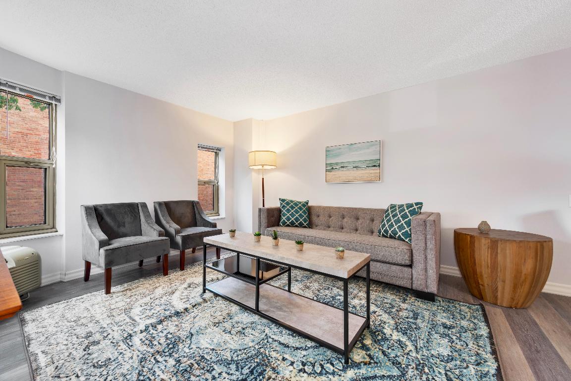 New! Convenient 2BR By Reserve Rentals - thumb 1