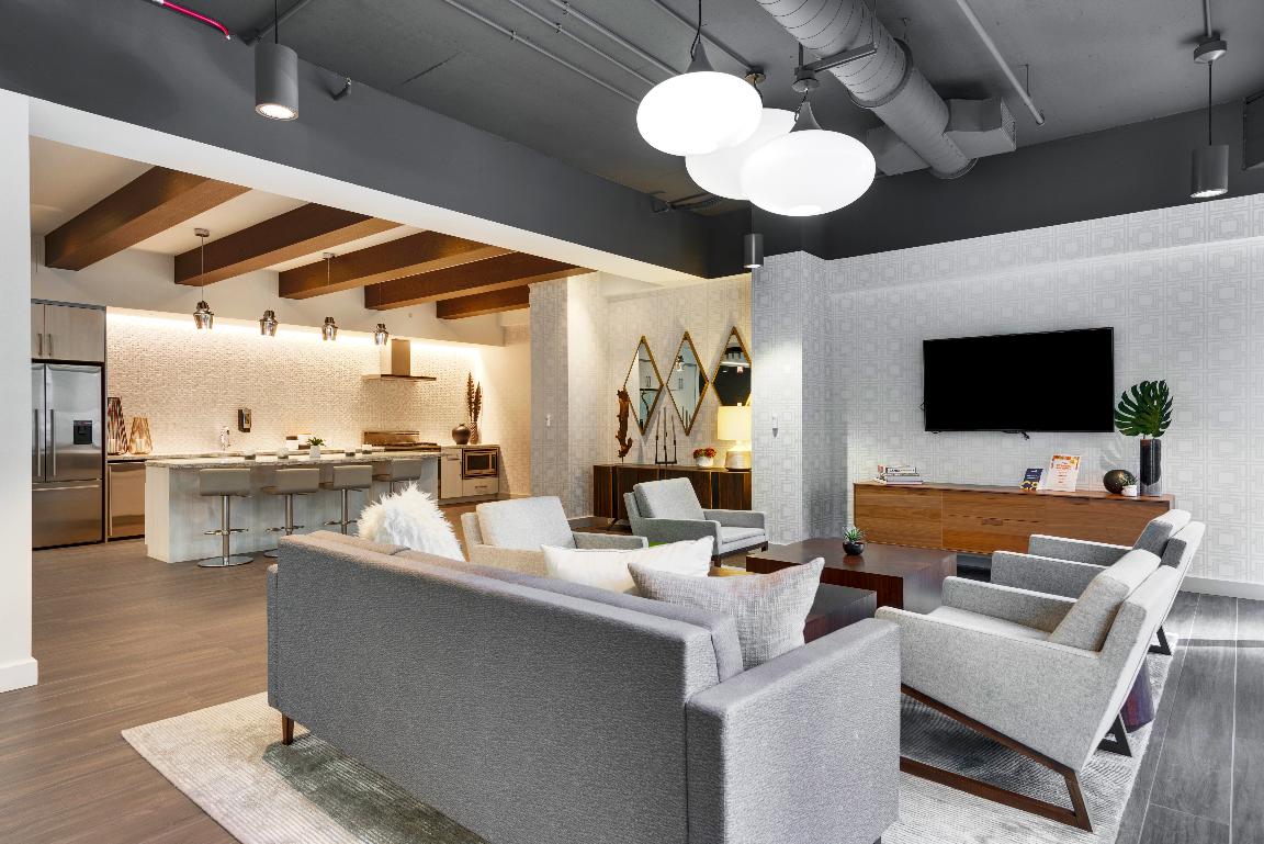 New! Convenient 2BR By Reserve Rentals - thumb 16