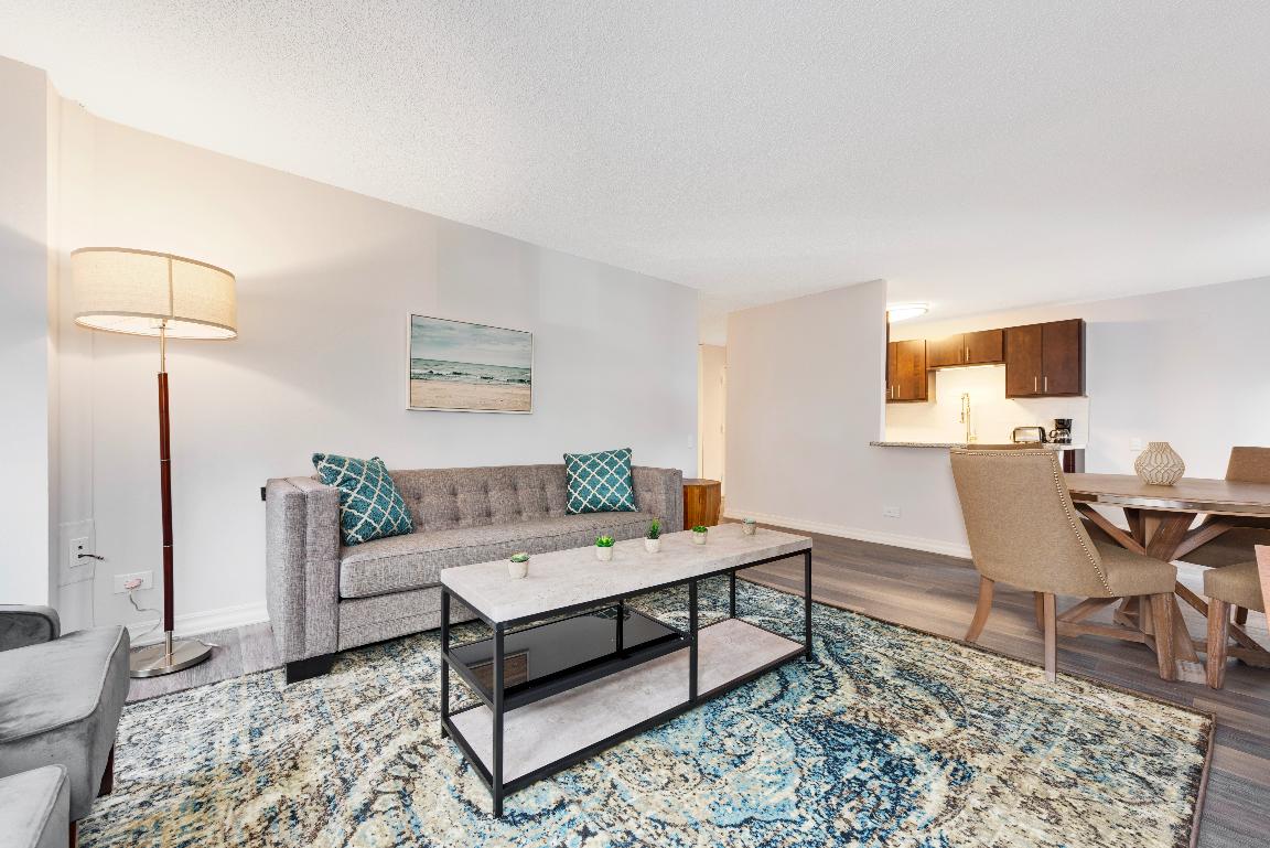 New! Convenient 2BR By Reserve Rentals - thumb 4