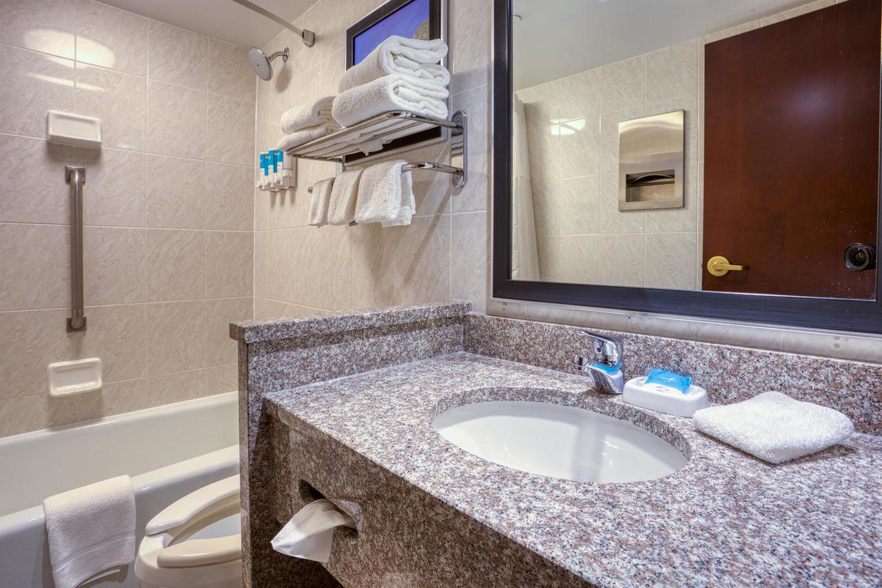 Drury Inn & Suites St. Louis - Fairview Heights - thumb 30