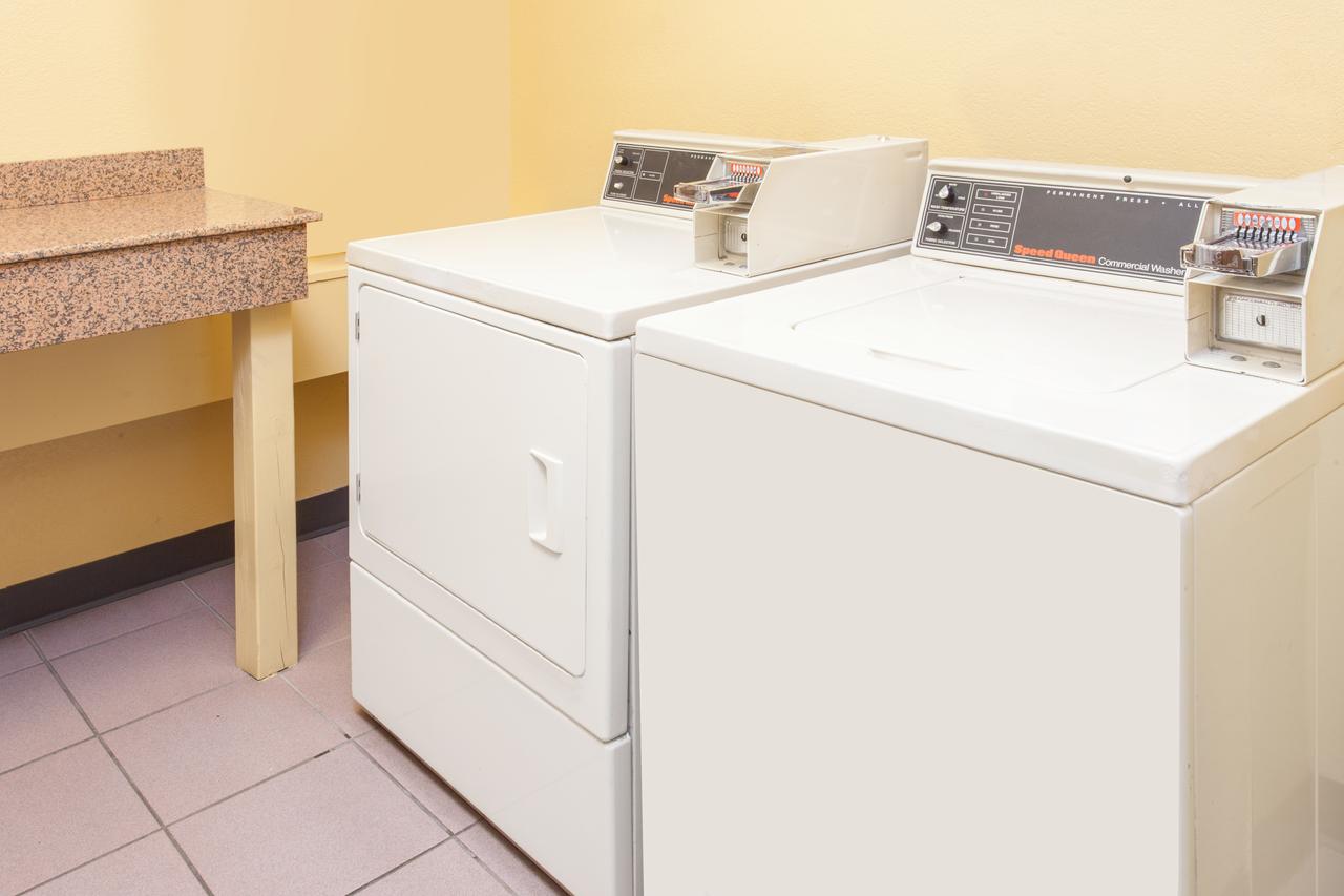 Ramada Limited Decatur - thumb 6