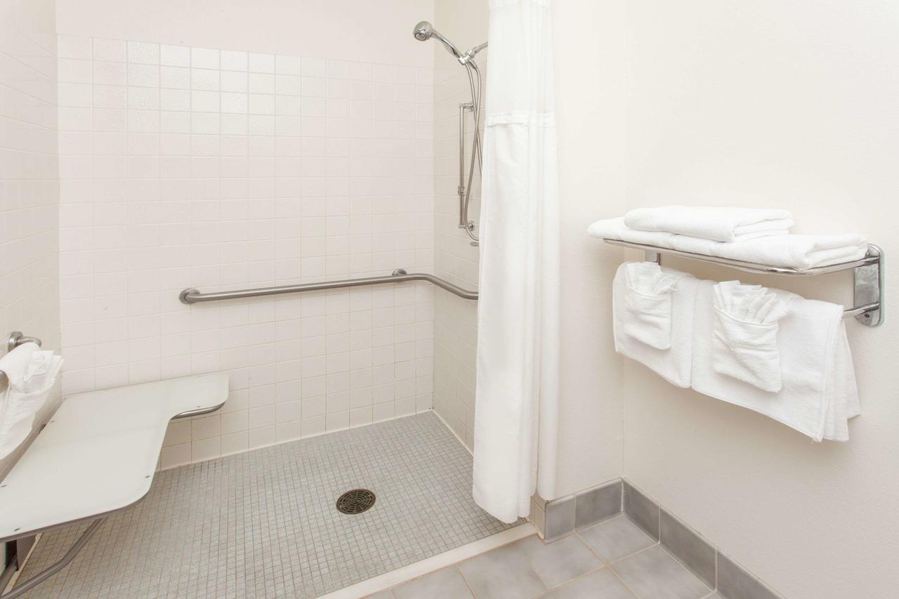 Ramada Limited Decatur - thumb 32