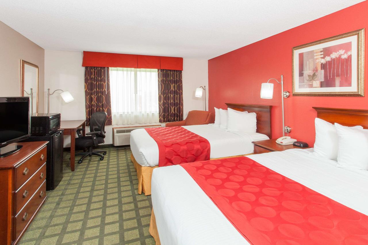 Ramada Limited Decatur - thumb 36
