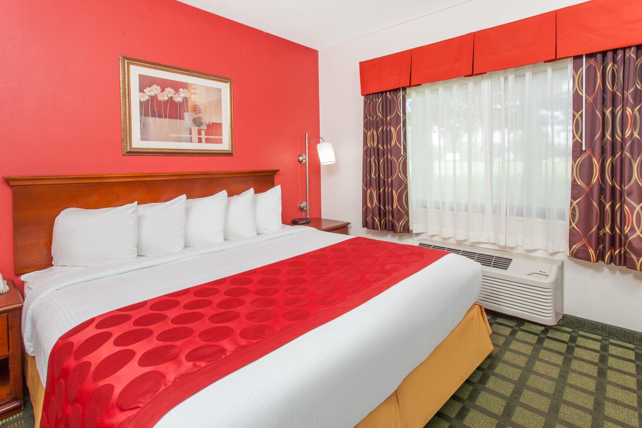 Ramada Limited Decatur - thumb 12