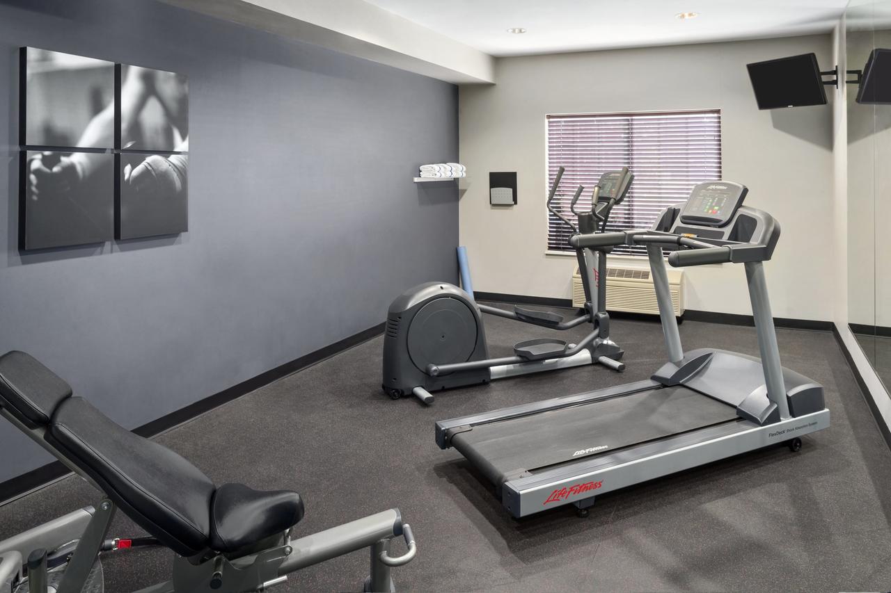 Country Inn & Suites By Radisson, Manteno, IL - thumb 10