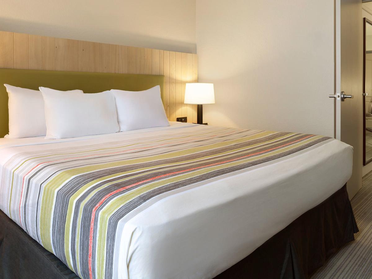 Country Inn & Suites By Radisson, Manteno, IL - thumb 16