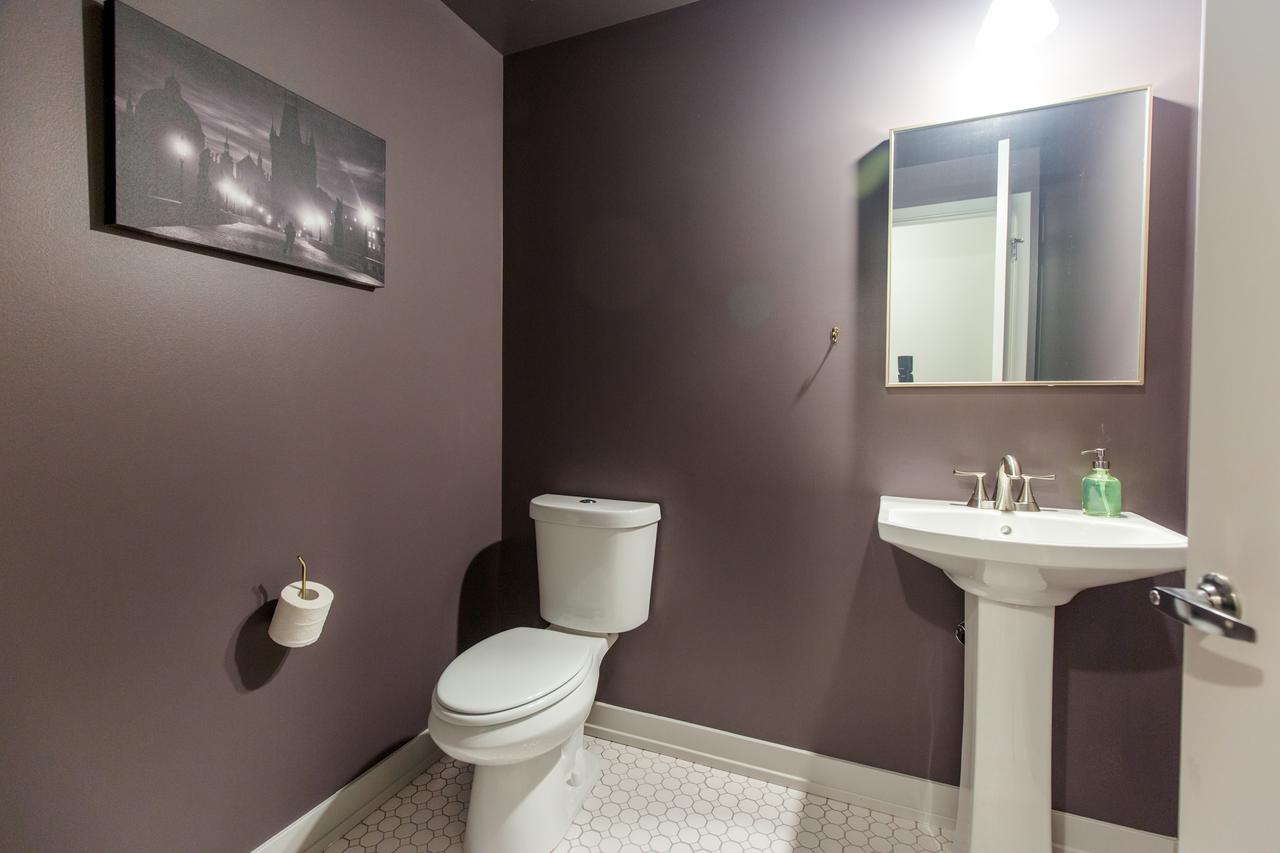 Prague Palace - Chic River North Apartment By Short Stay - thumb 23