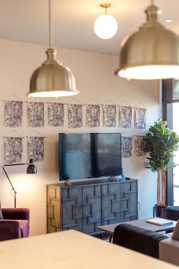 Prague Palace - Chic River North Apartment By Short Stay - thumb 13