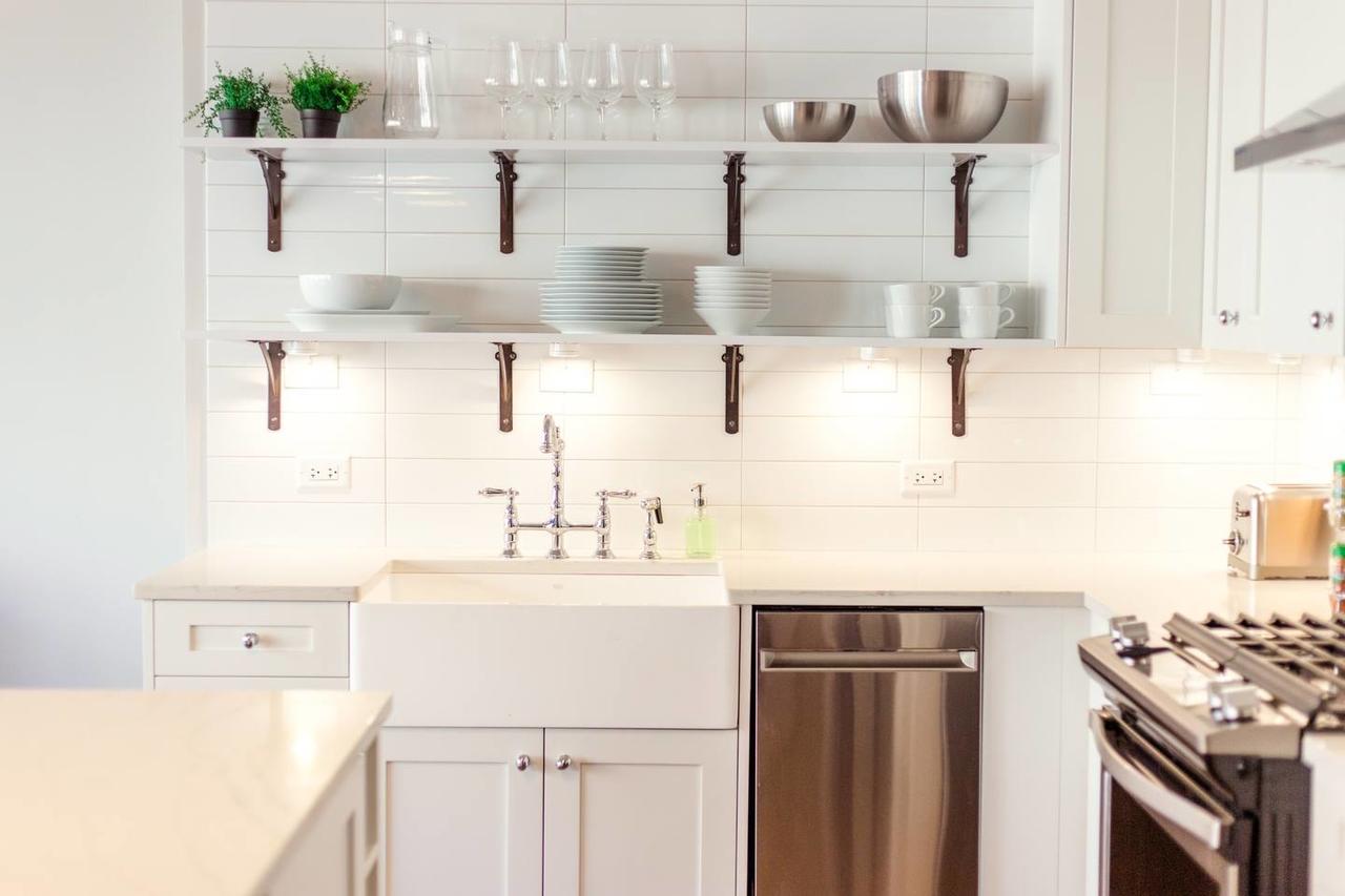Prague Palace - Chic River North Apartment By Short Stay - thumb 4