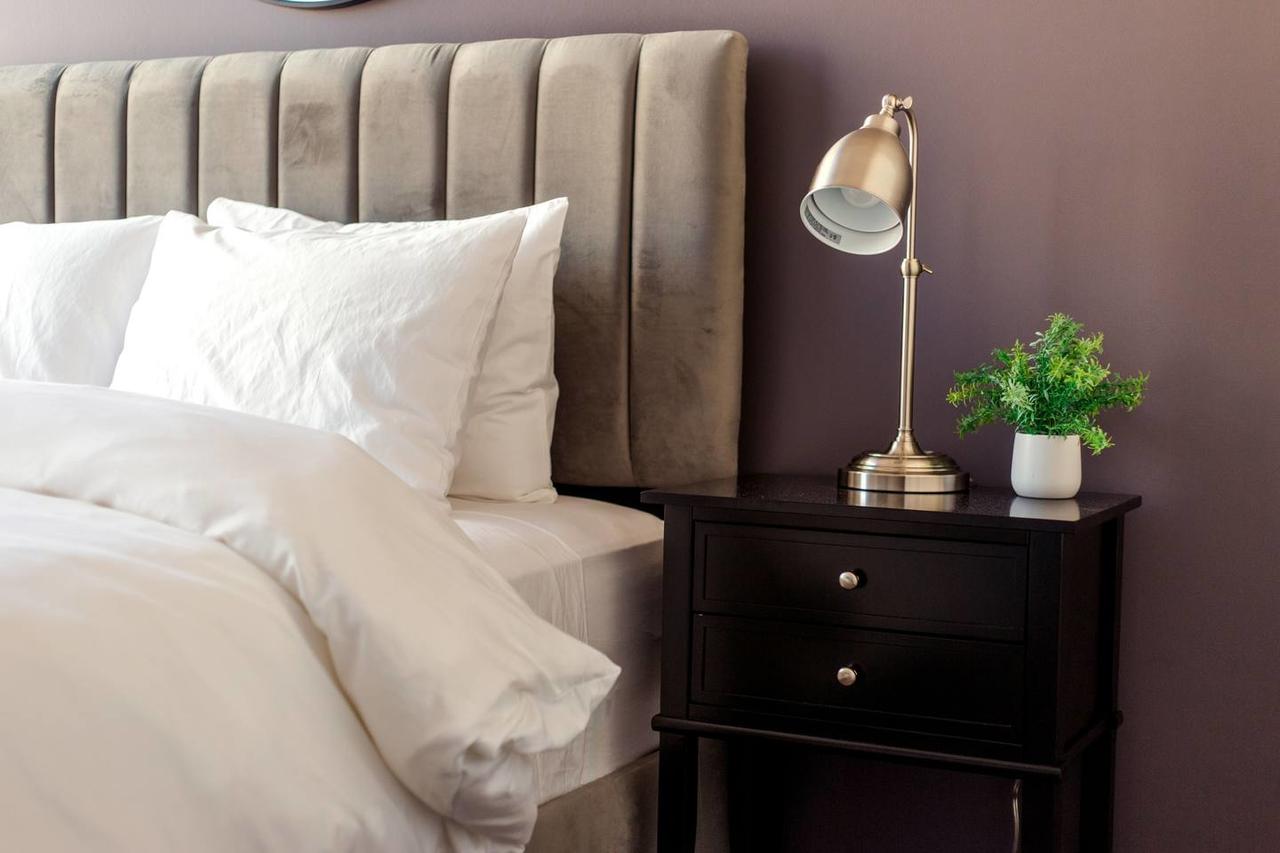 Prague Palace - Chic River North Apartment By Short Stay - thumb 12