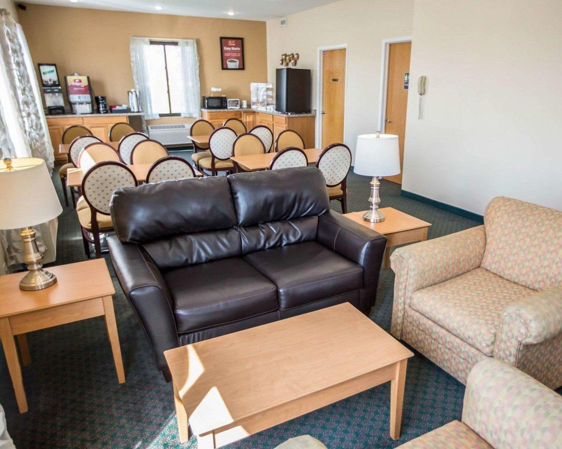 Econo Lodge Shorewood/Joliet - thumb 16