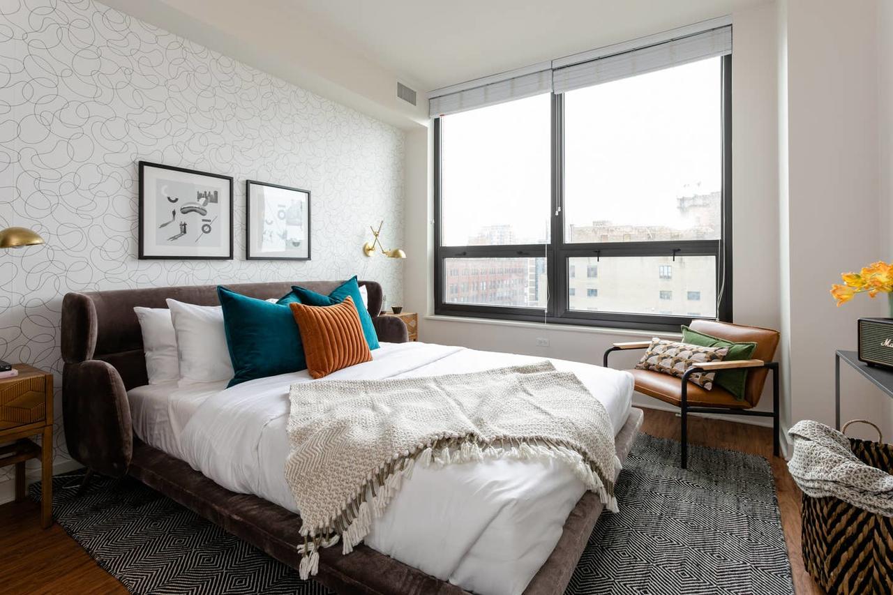 Domio I River North I Vibrant 2BR Apt - thumb 2